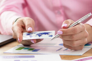 Credit cu garanție imobiliară pentru persoane fără venituri salariale – ce opțiuni există în 2026?